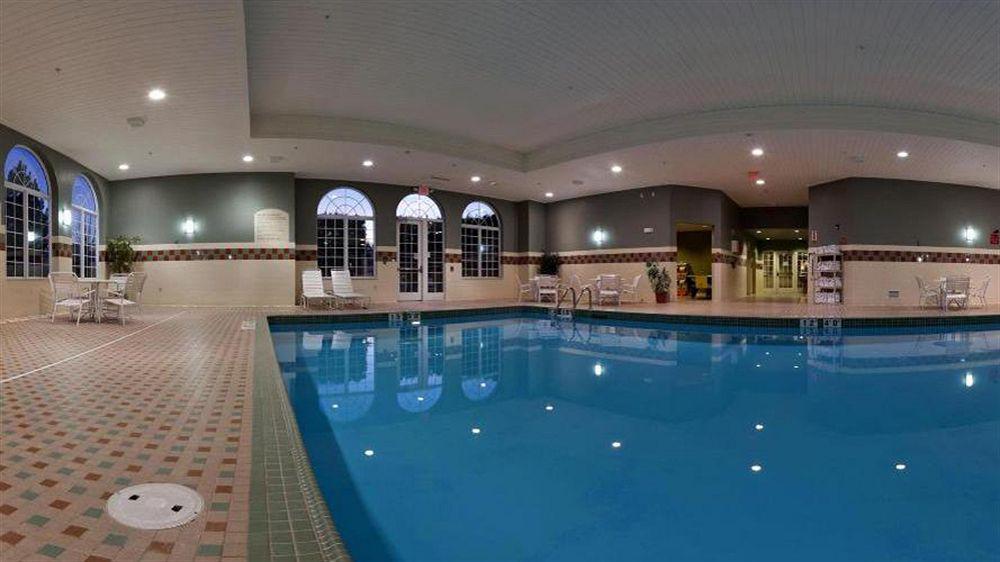 Holiday Inn Milwaukee Airport By Ihg Buitenkant foto