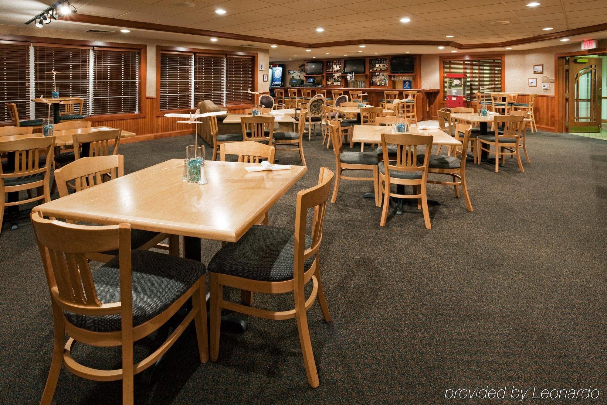 Holiday Inn Milwaukee Airport By Ihg Buitenkant foto
